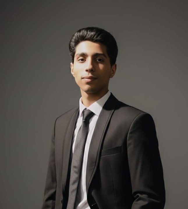 عبدالرحمن شريف — مطوّر واجهات أمامية